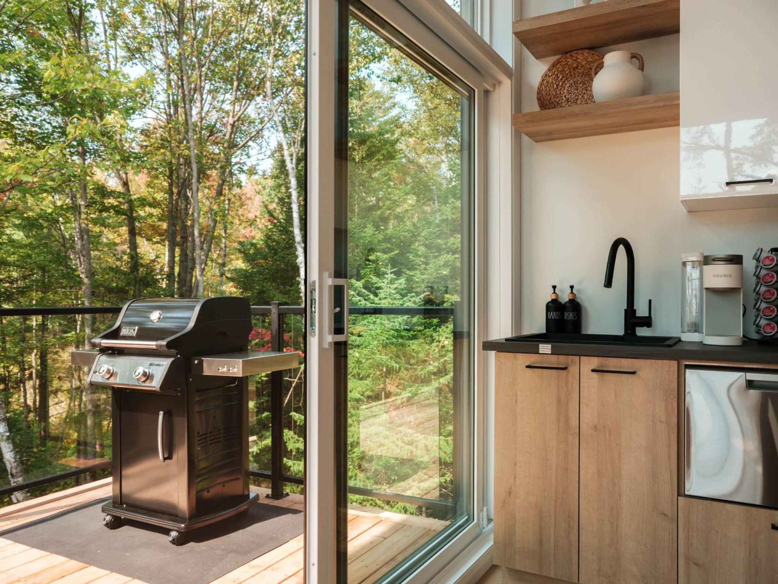 Chalet MonVue - Serenity in the Heart of Nature