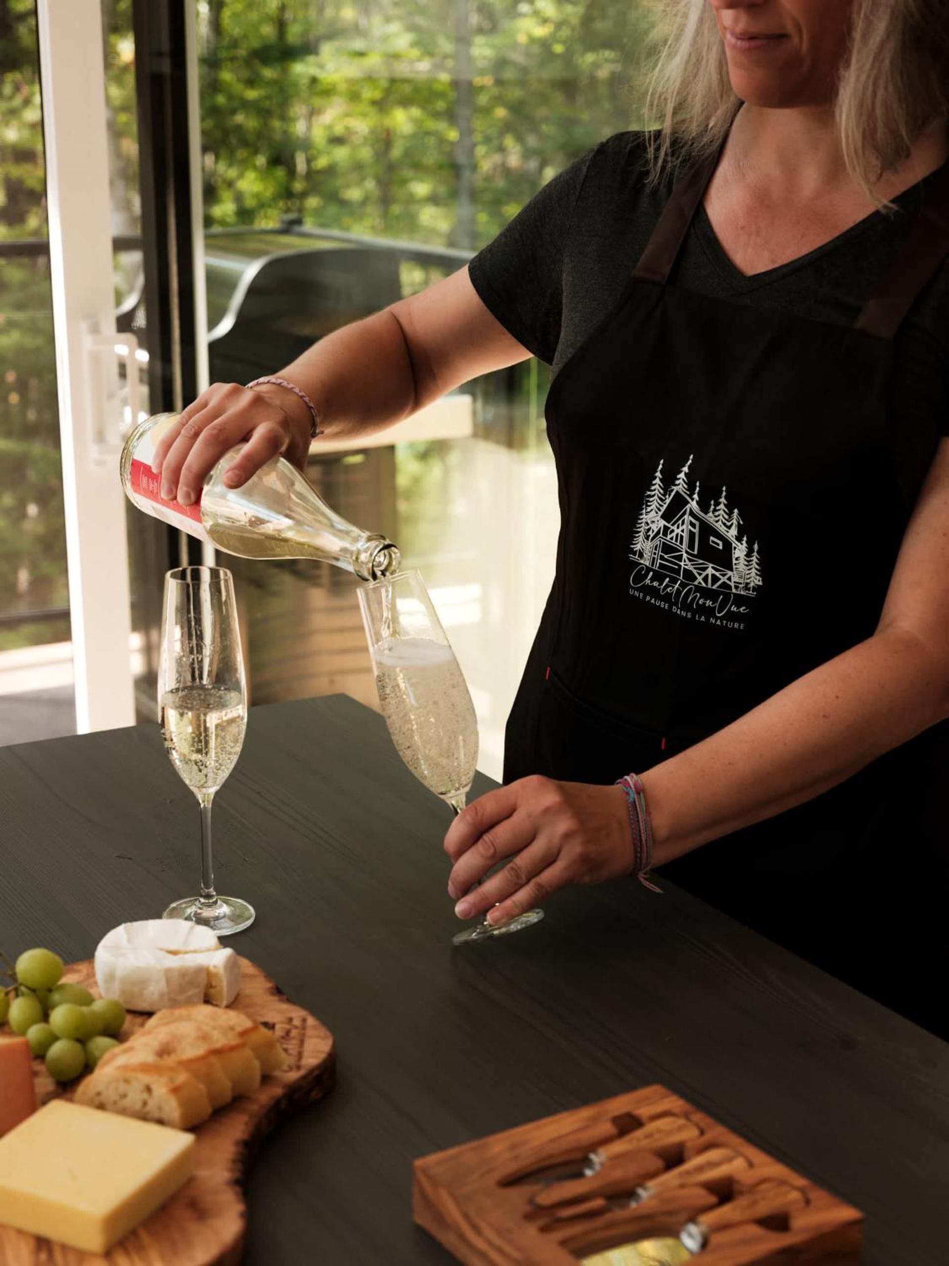 Chalet MonVue - Serenity in the Heart of Nature