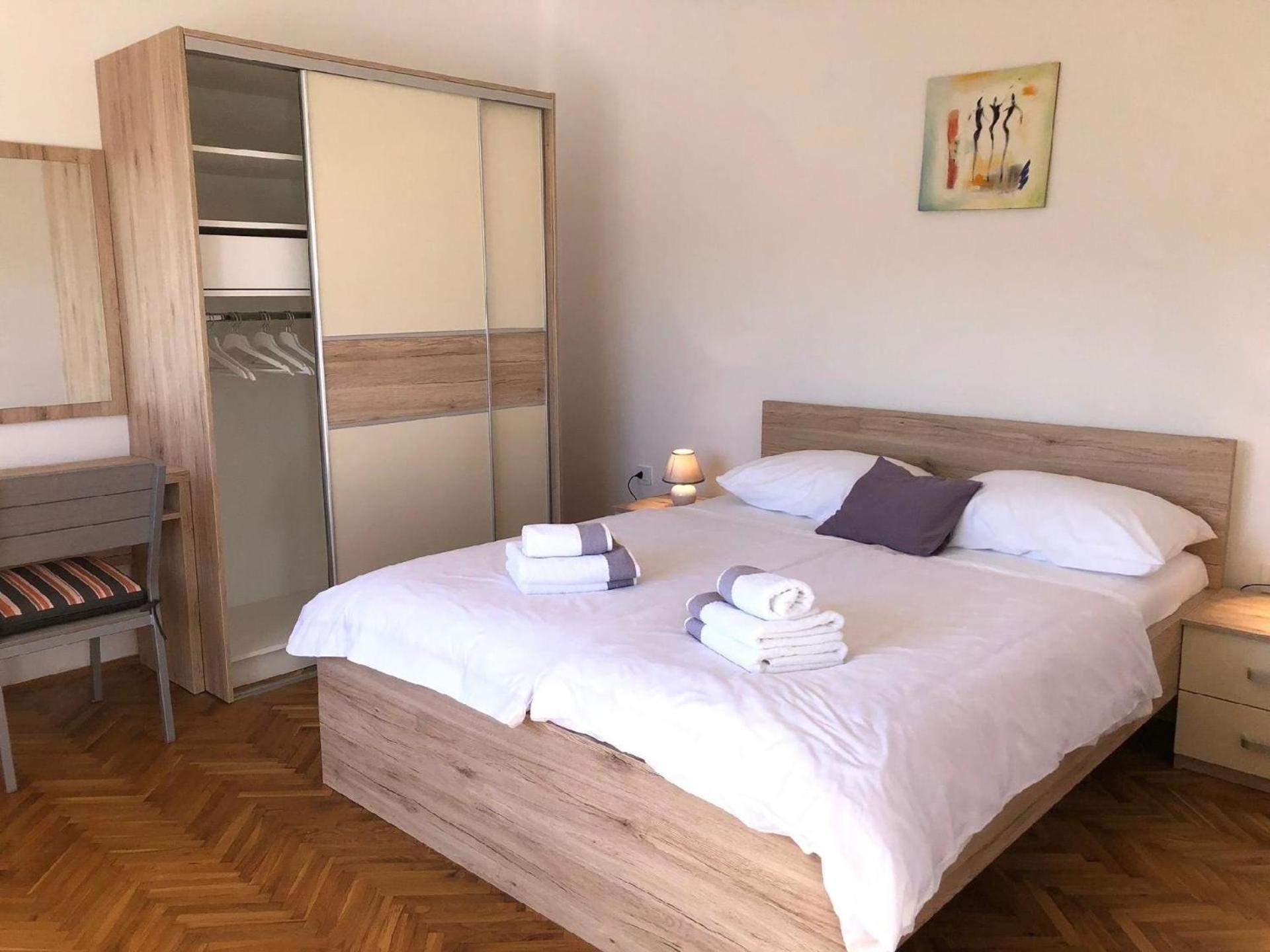 Erdgeschosswohnung Mit Terrasse Für Sechs Personen
