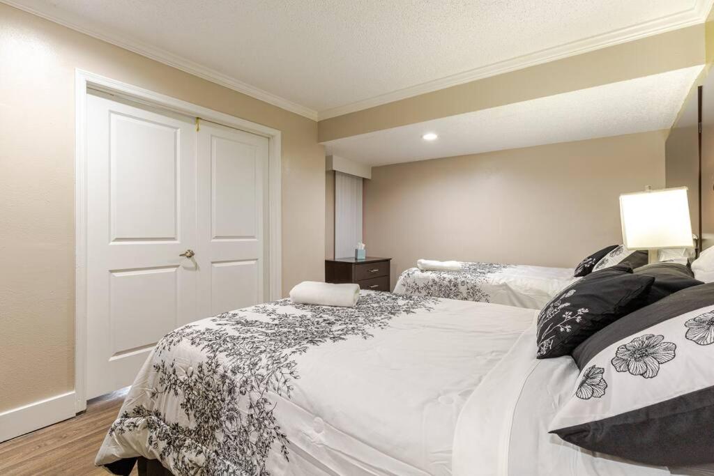 Tranquil Haven 2BD 2BA Paradise 10min to Orlando's Best Theme Parks