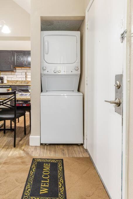 Tranquil Haven 2BD 2BA Paradise 10min to Orlando's Best Theme Parks
