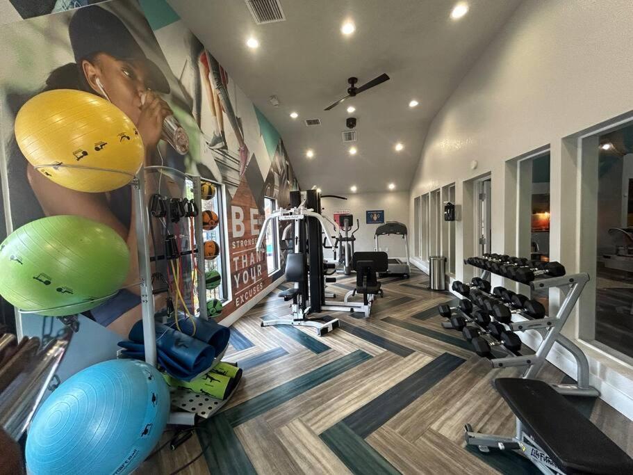 Tranquil Haven 2BD 2BA Paradise 10min to Orlando's Best Theme Parks