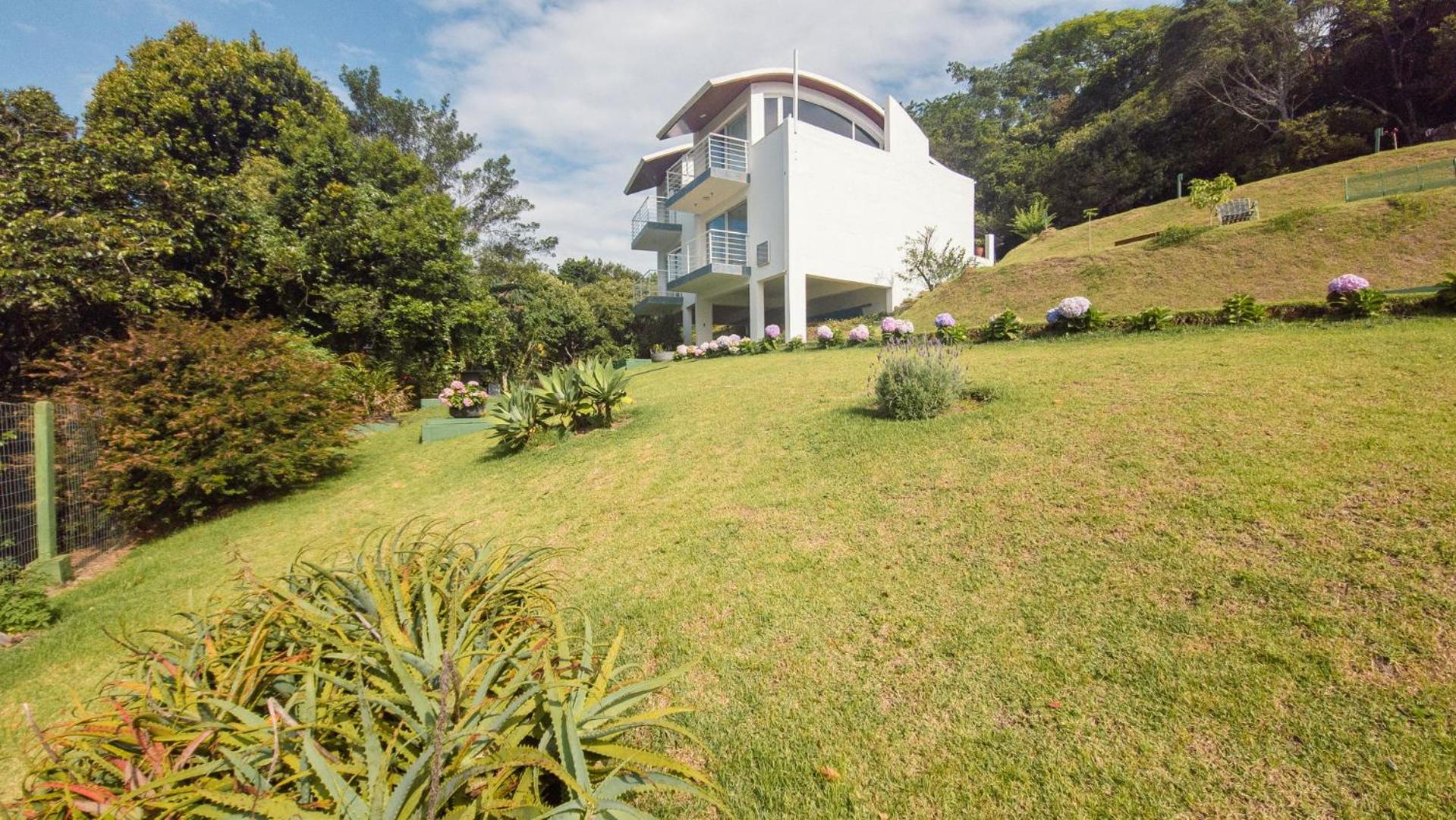 Loft Studio Vista Mar no Sambaqui HJ1817