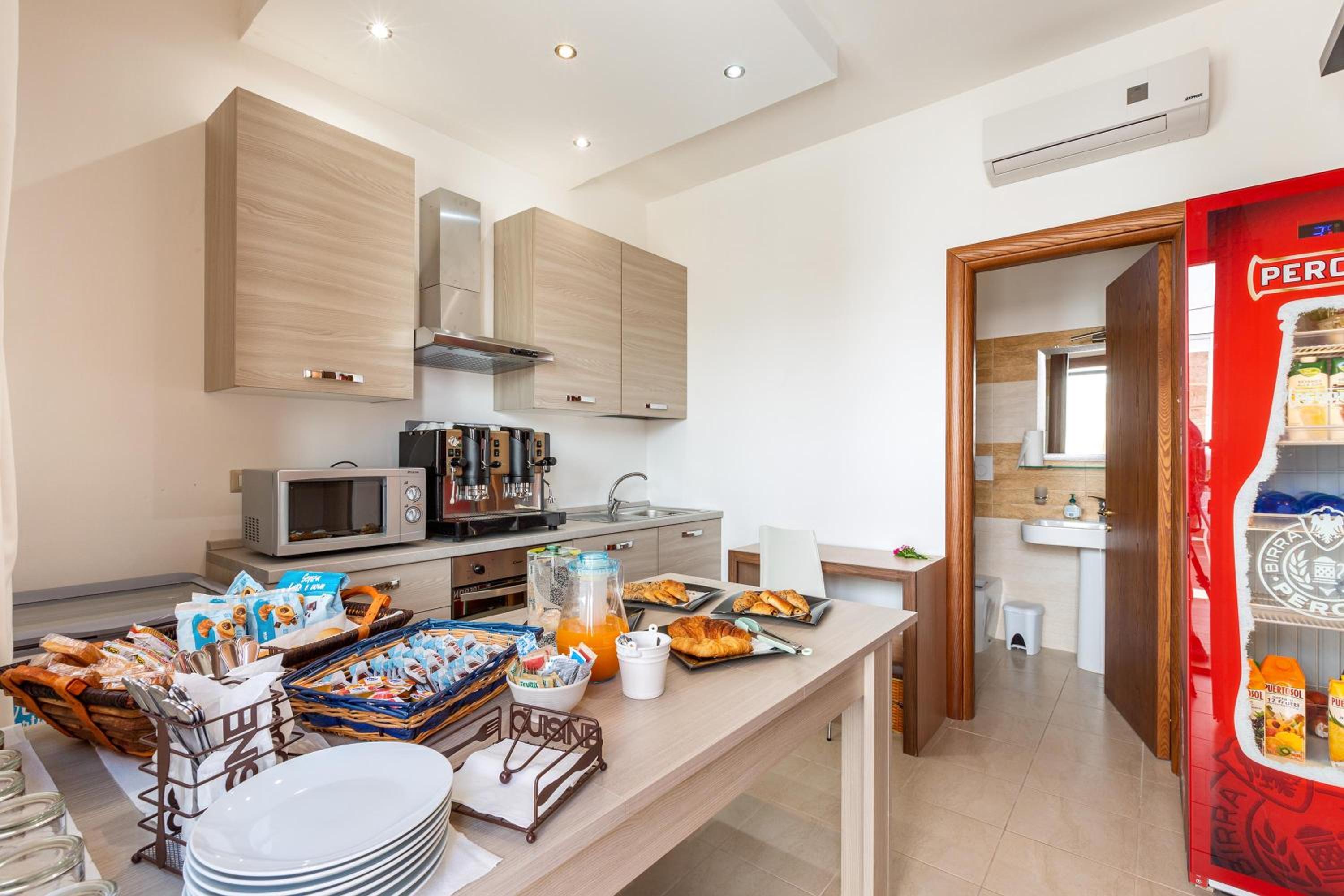 Lido Marini Rooms Affittacamere B&B