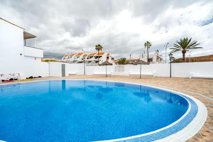 Costa del Silencio Playa Montaña Amarlla,pools,wifi