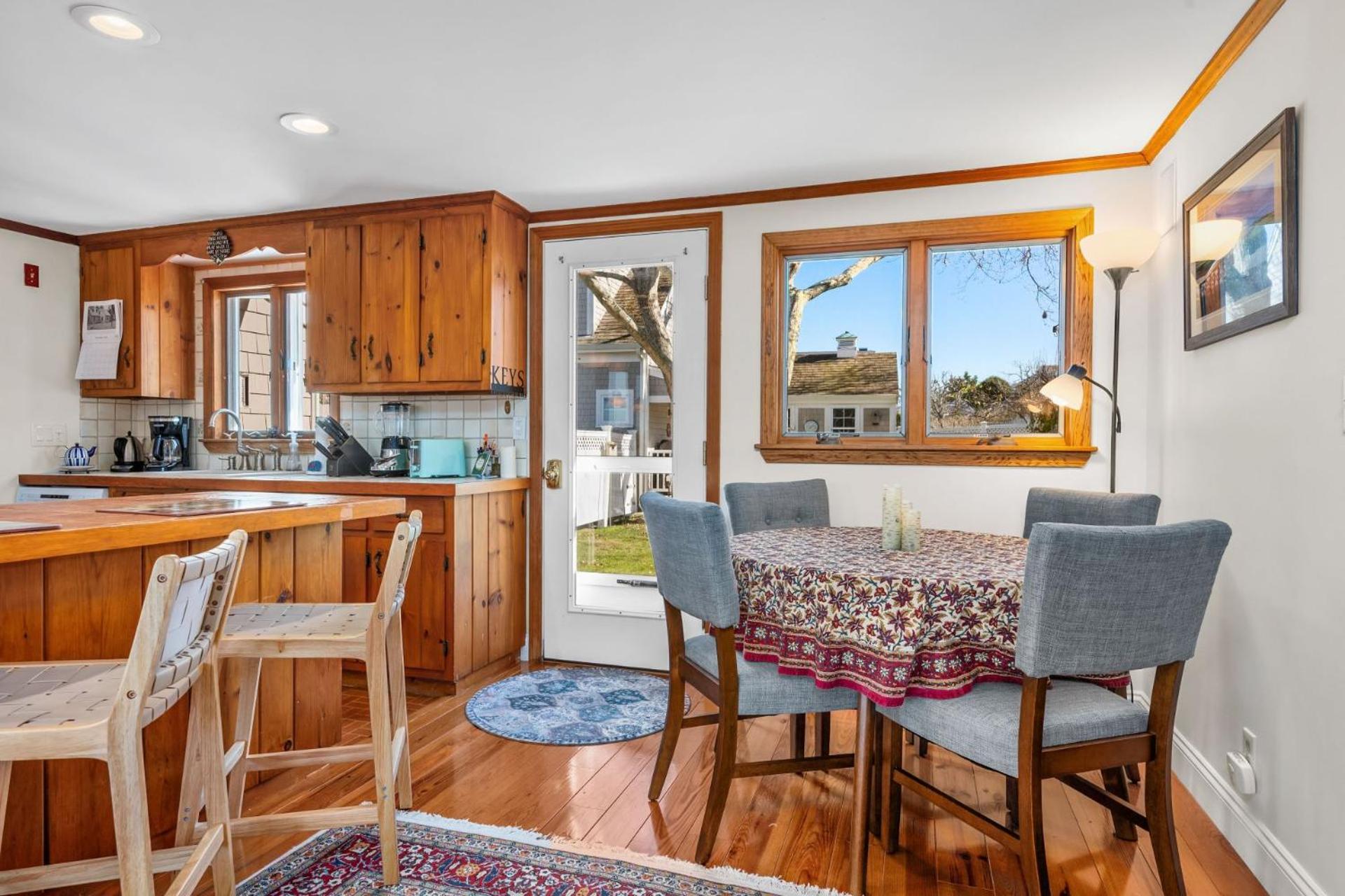 50 Dexter Avenue - Sandwich - The Cottage view 4