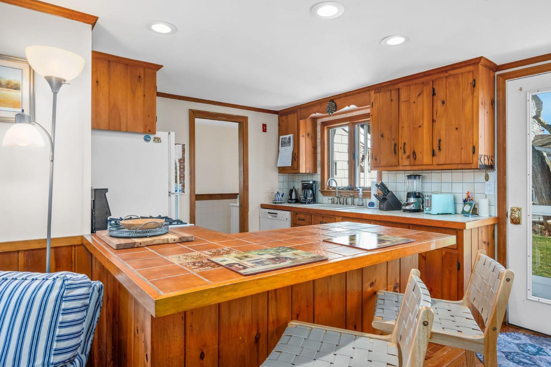 50 Dexter Avenue - Sandwich - The Cottage view 5