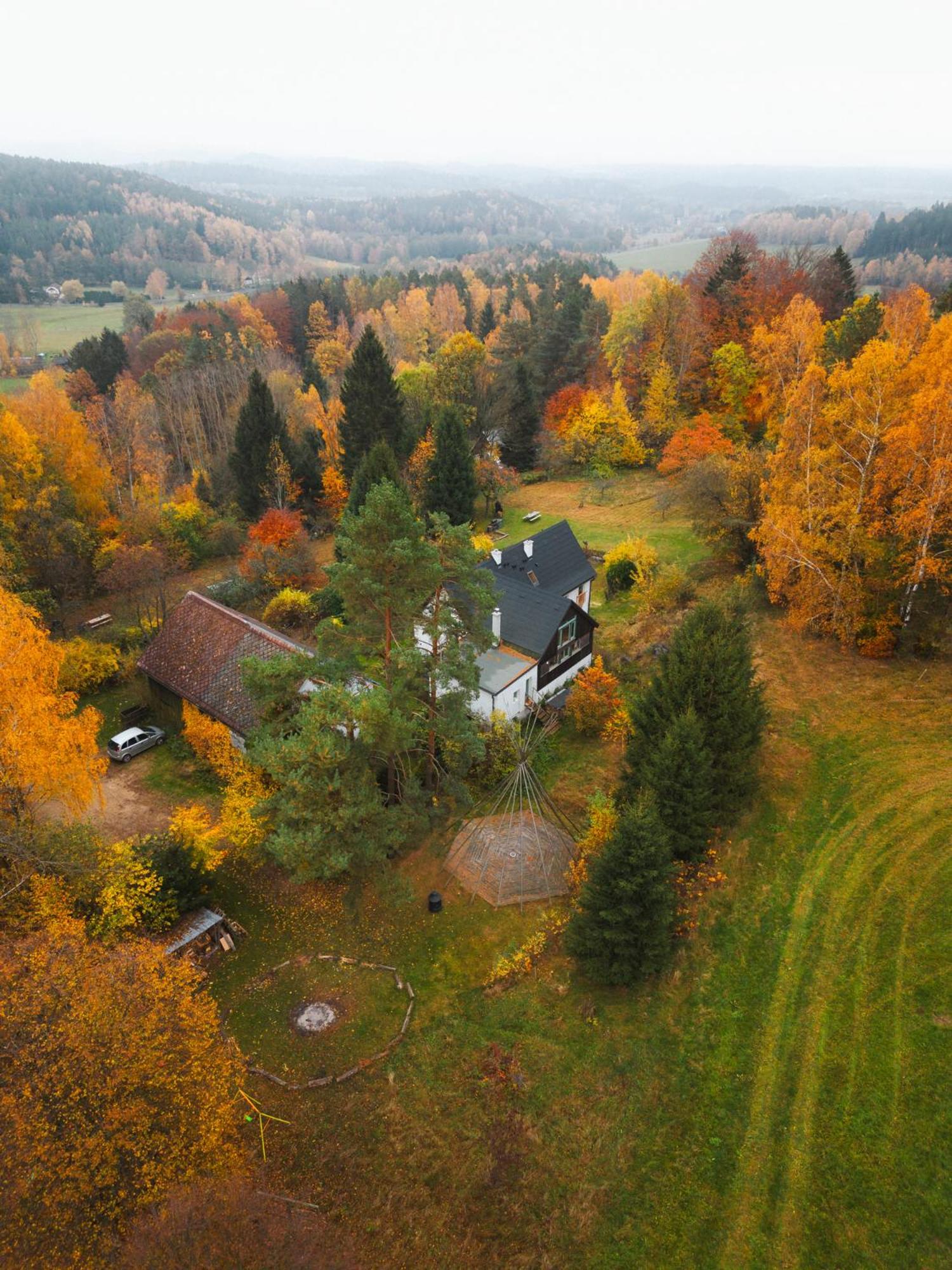 ENJOY COZY NEST View Hills Garden Forest Sauna Hottub