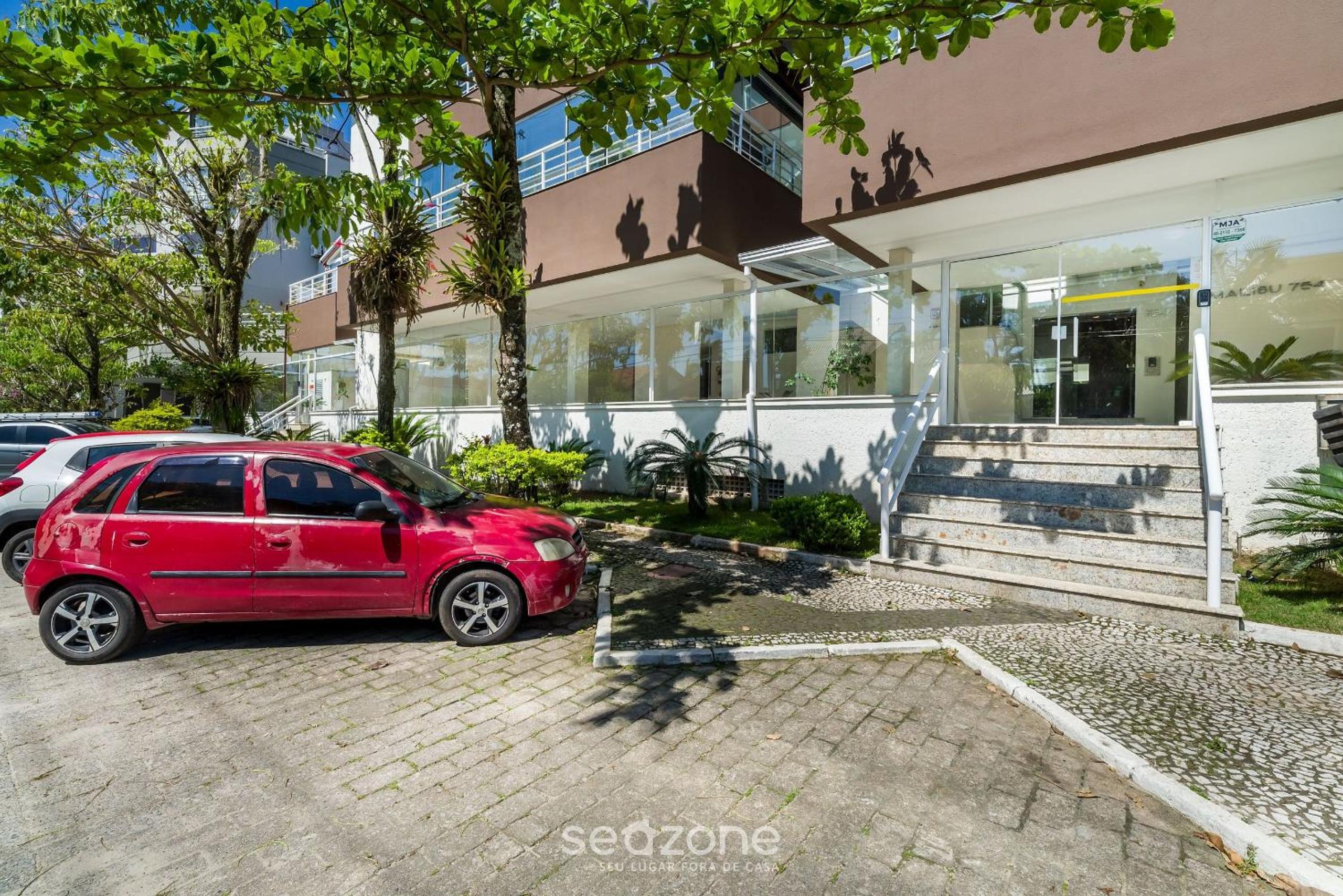 Apartment with Barbecue in Jurerê MLB0402