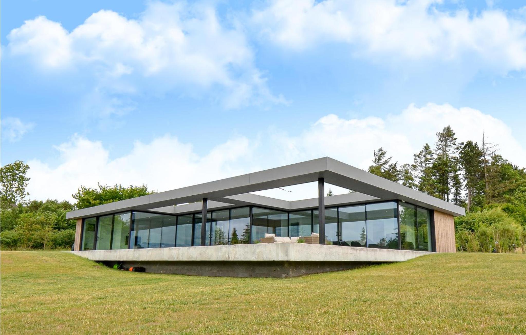 Amazing Home In Ebeltoft With Wifi