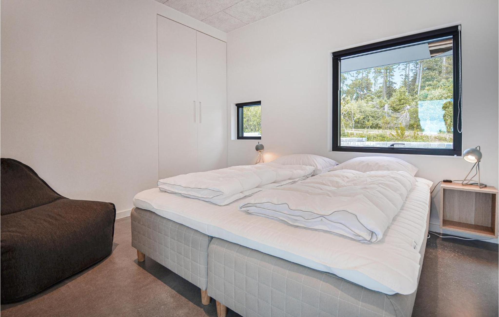Amazing Home In Ebeltoft With Wifi