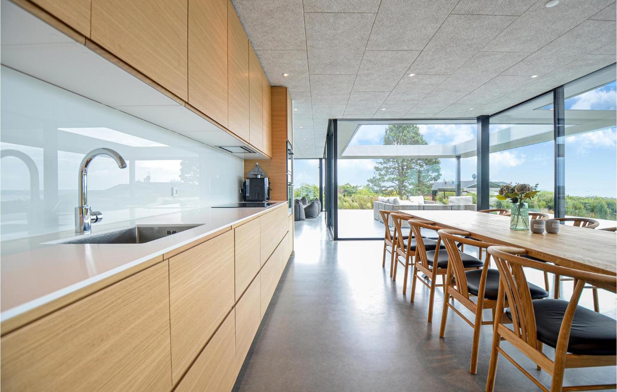 Amazing Home In Ebeltoft With Wifi