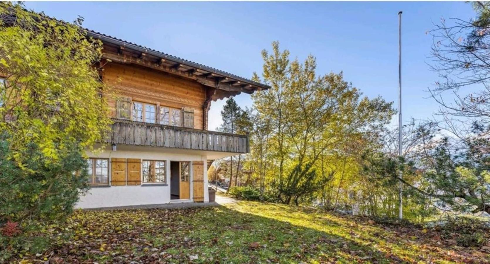Alpine View Chalet Private Garden & Lake Views