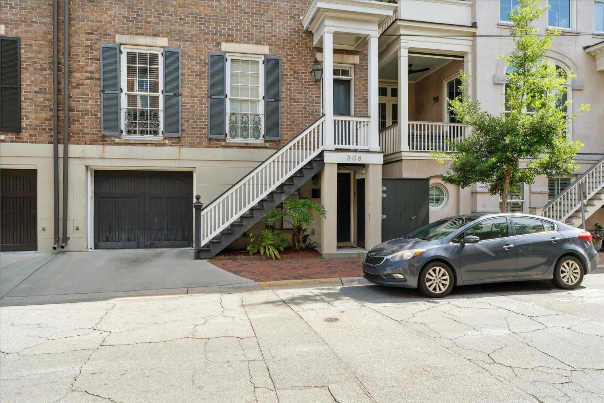 308 W Taylor Street Garden view 4
