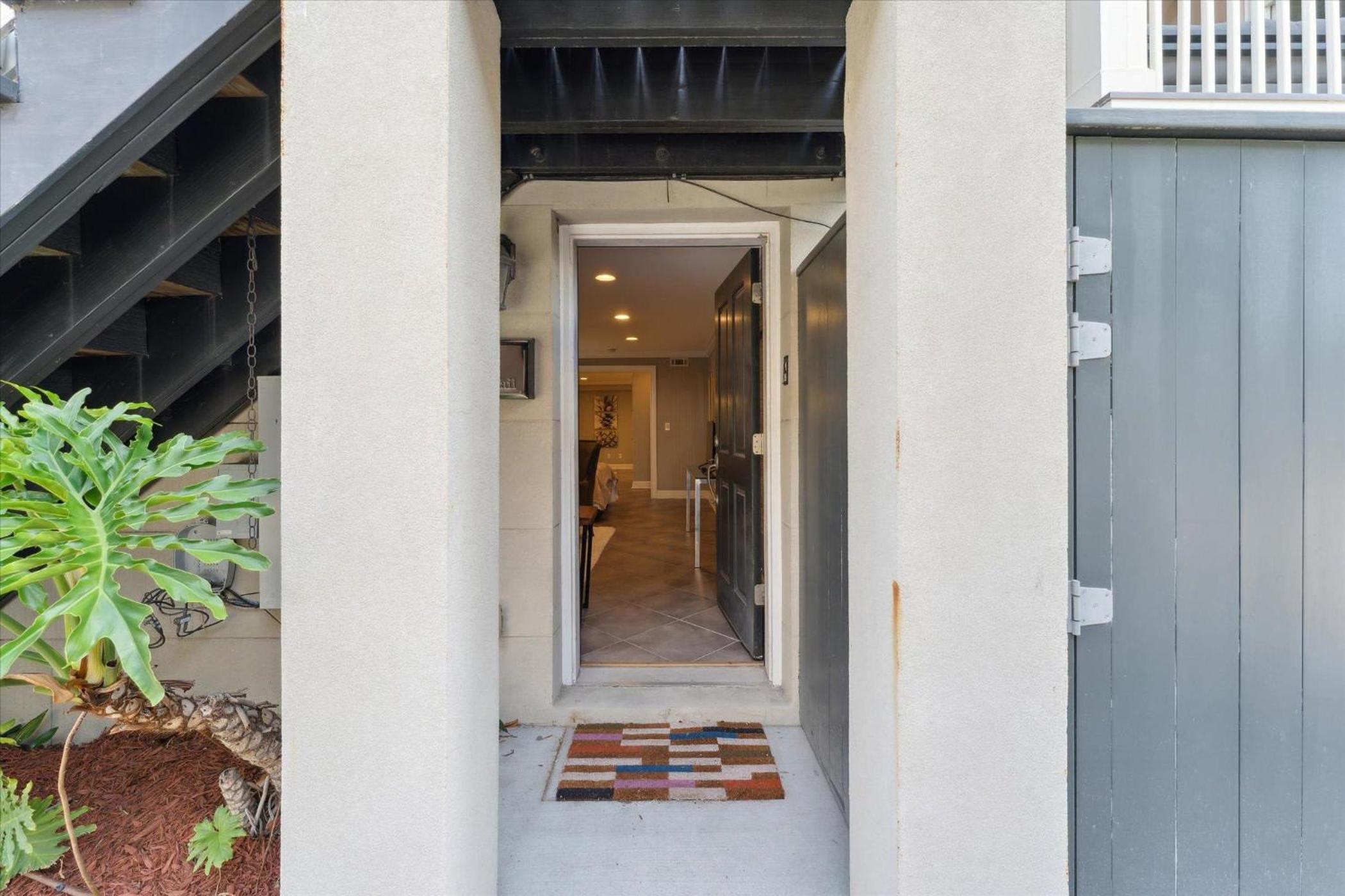 308 W Taylor Street Garden view 5