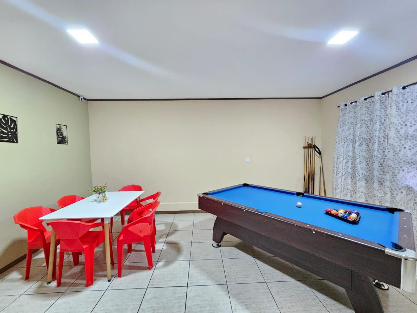 Hostel La Cali Inn