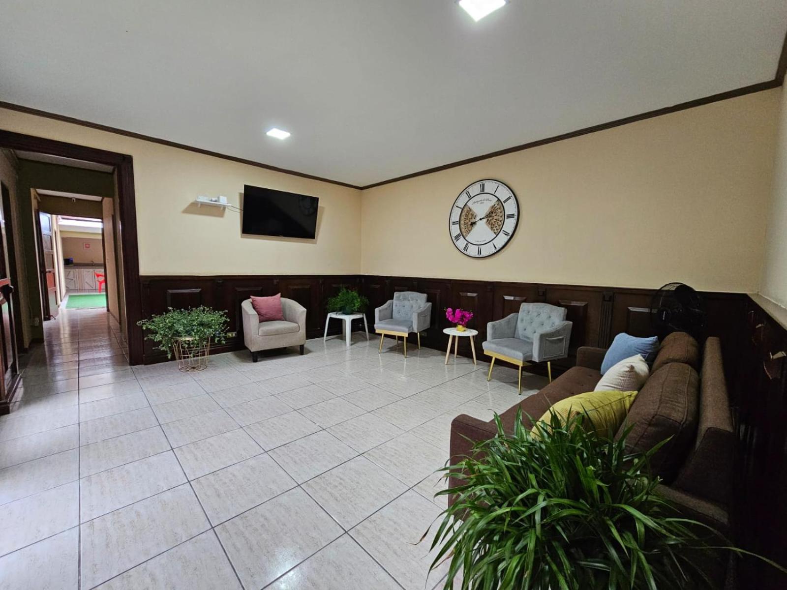 Hostel La Cali Inn