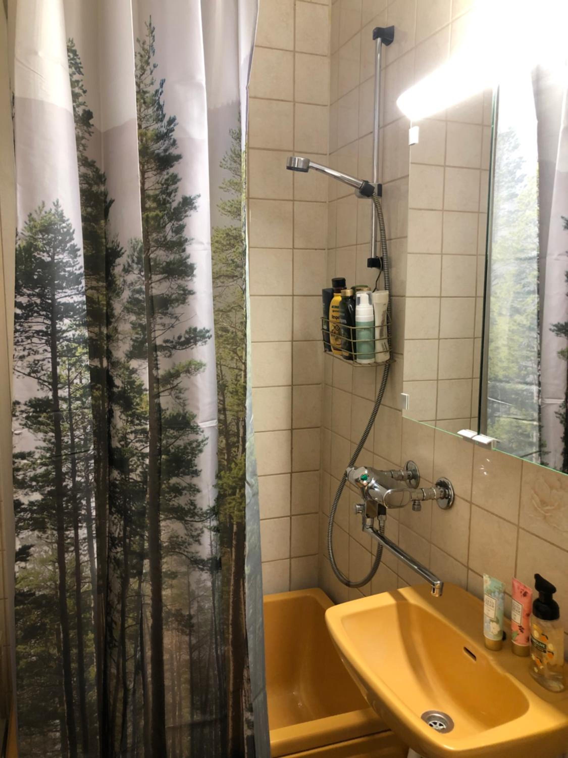Premium City Center 2 rooms Apartment Glassed Balcony FREE PRIVATE PARKING