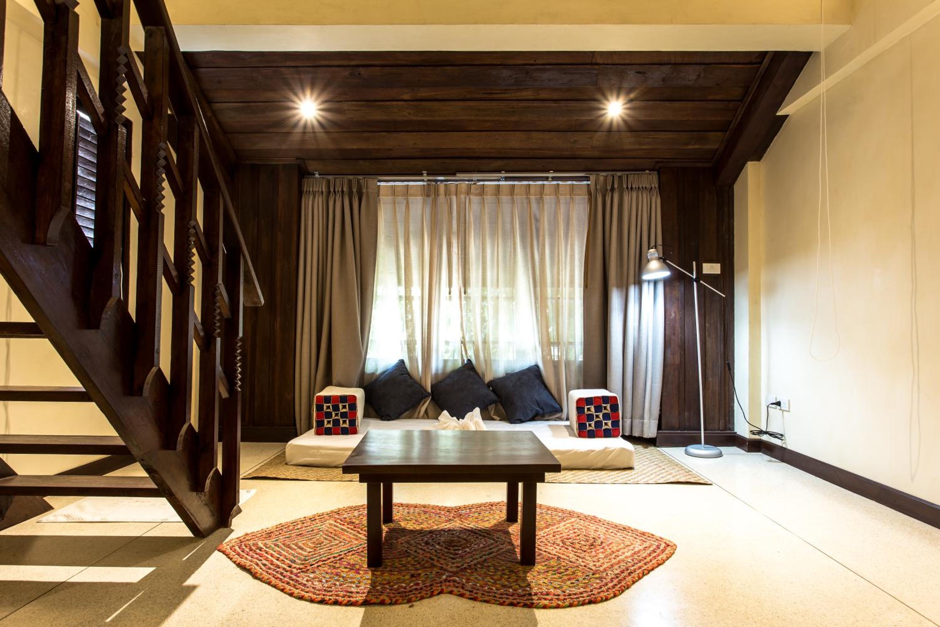 ONCE (upon a time) Chiang Mai Home