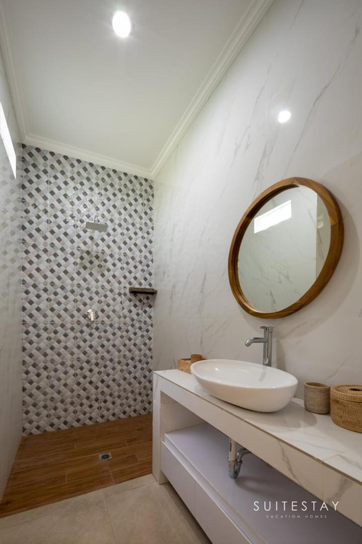 Stylish Koki Kamala Living Designed Villa view 3