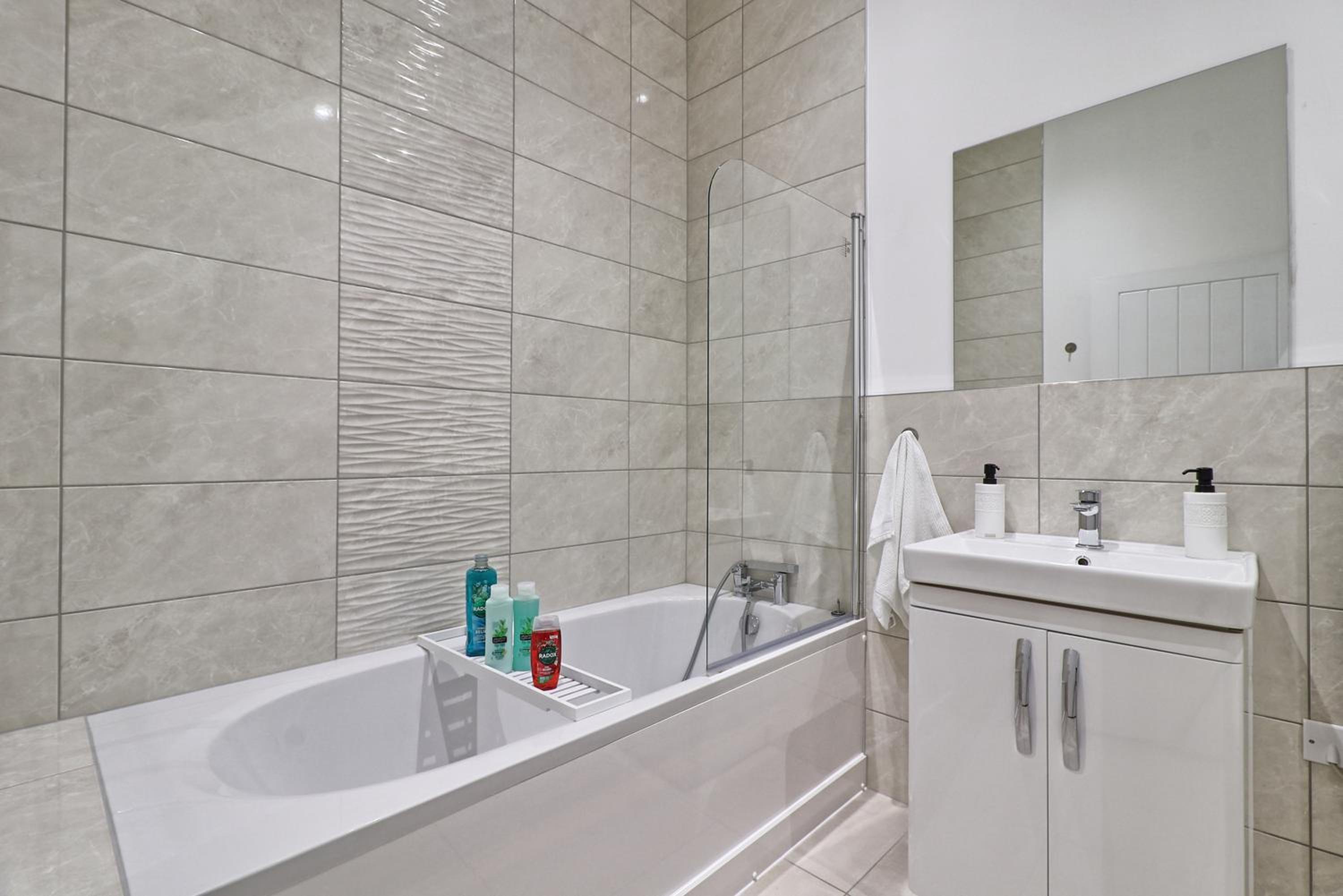 Chelmsford City Central Ground Floor Apartment Next To Town Centre