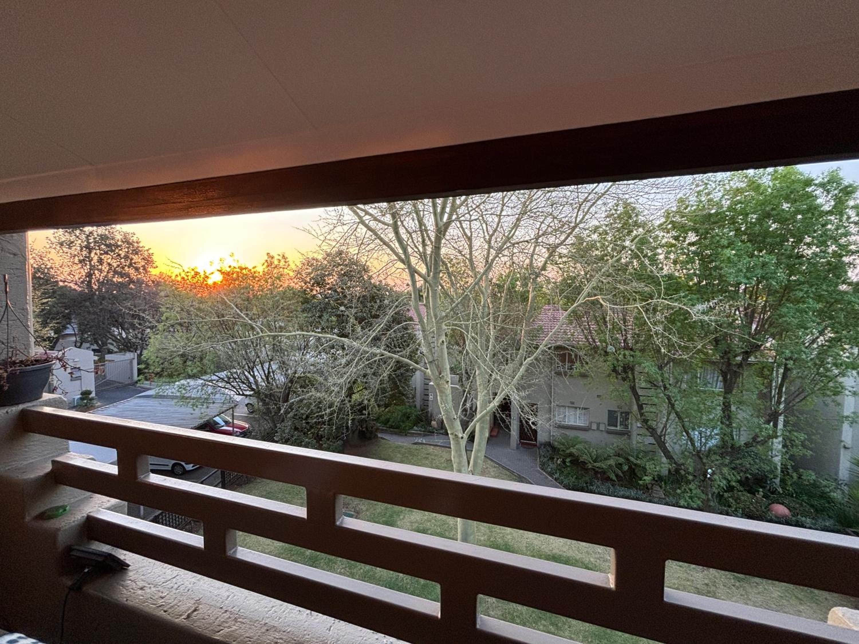 NEW Modern & Comfortable Retreat Near OR Tambo Airport