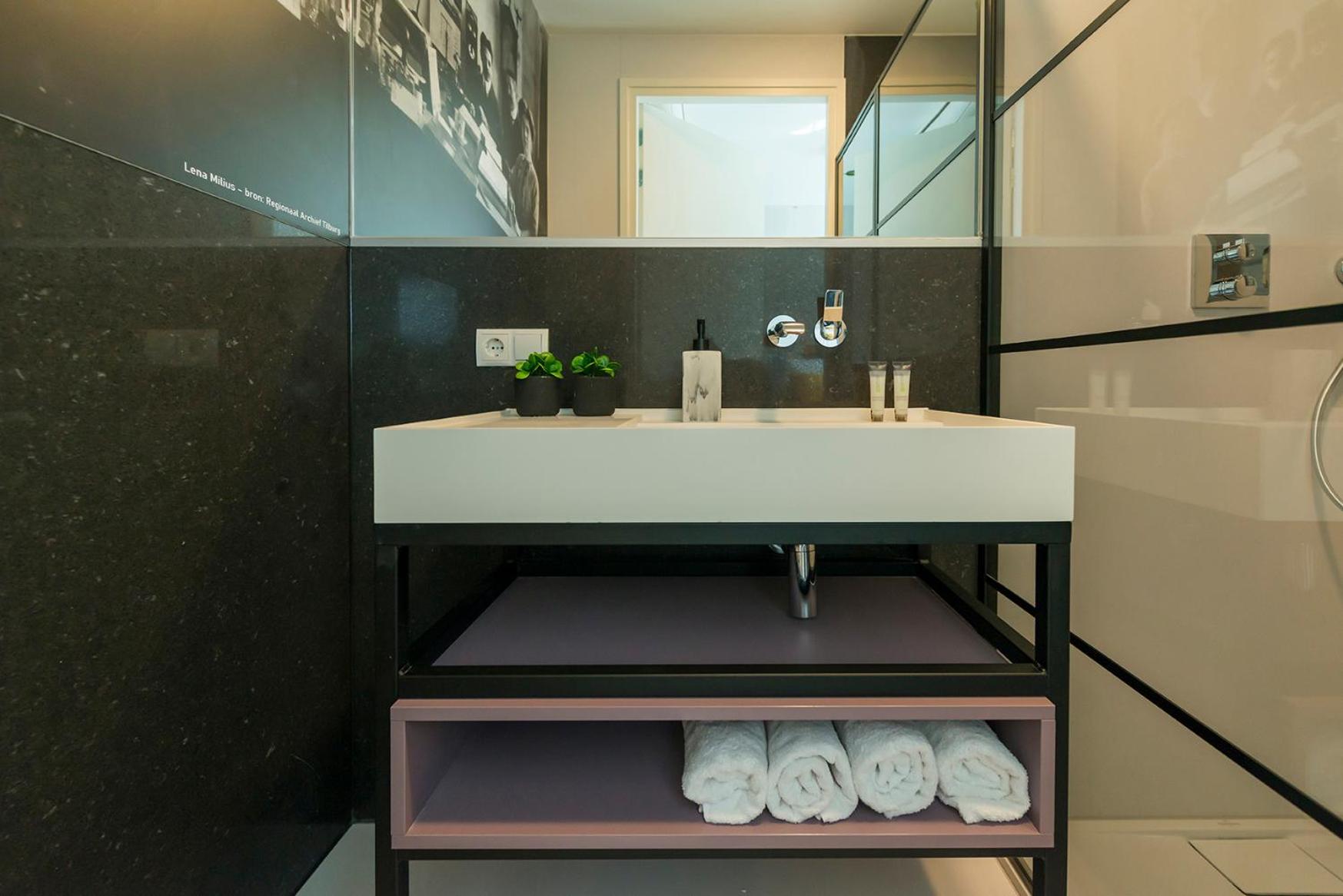 Freshly Renovated Stay w kitchen and bathroom view 2