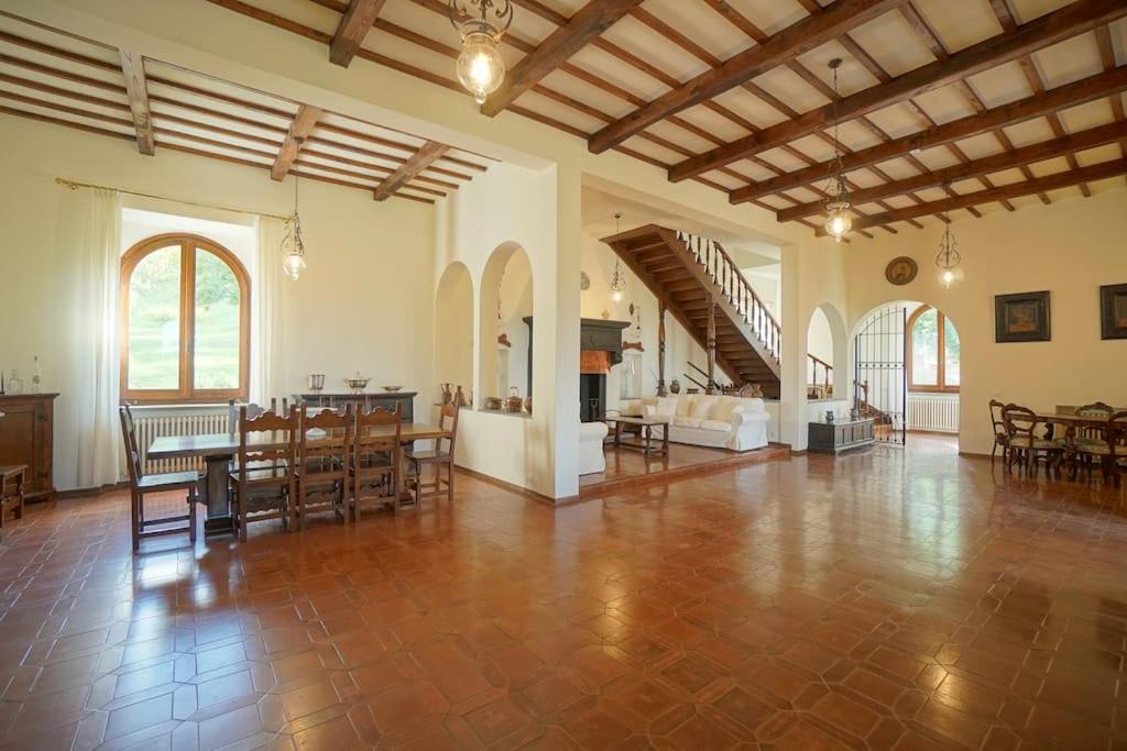 Tenuta d'Elci - Relax e Piscina nel Bosco