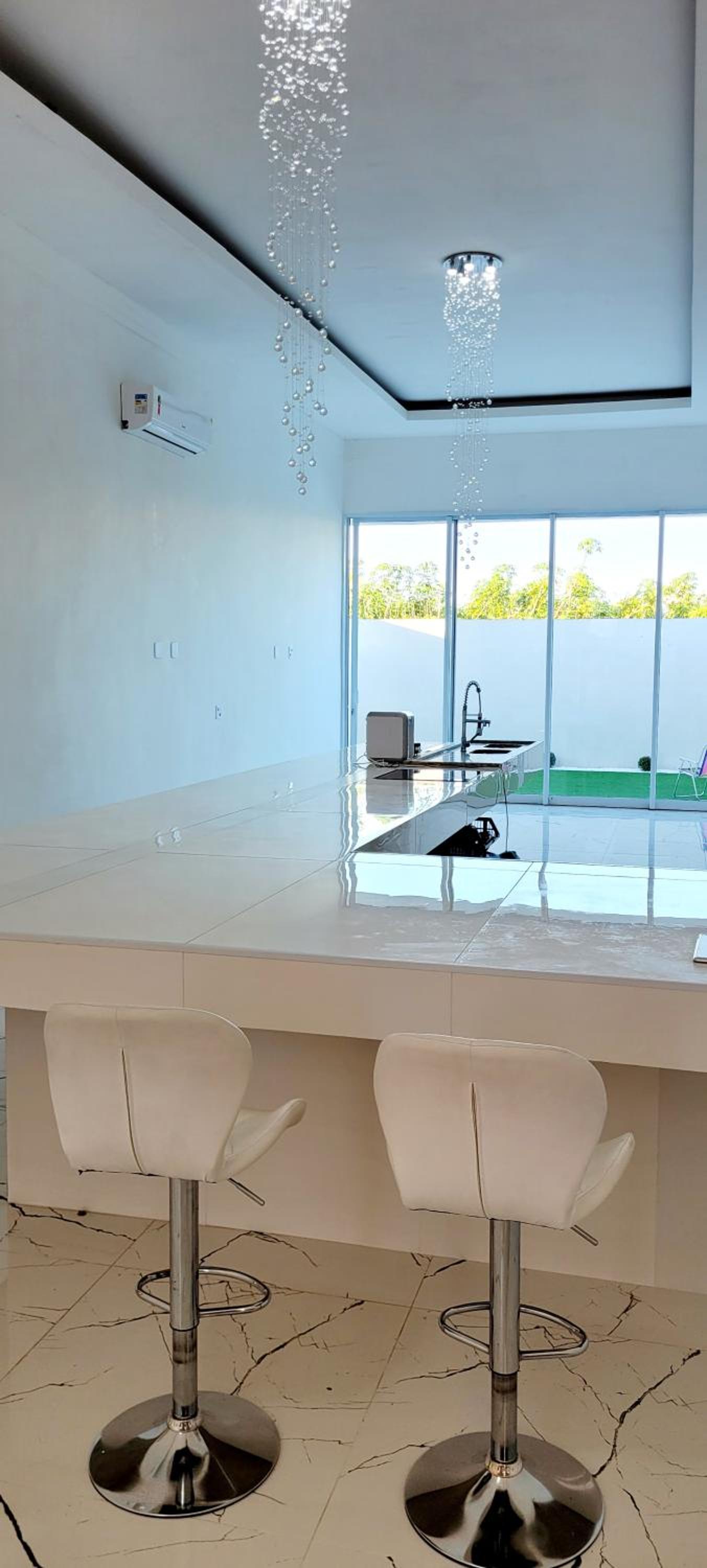 Carvalho House I