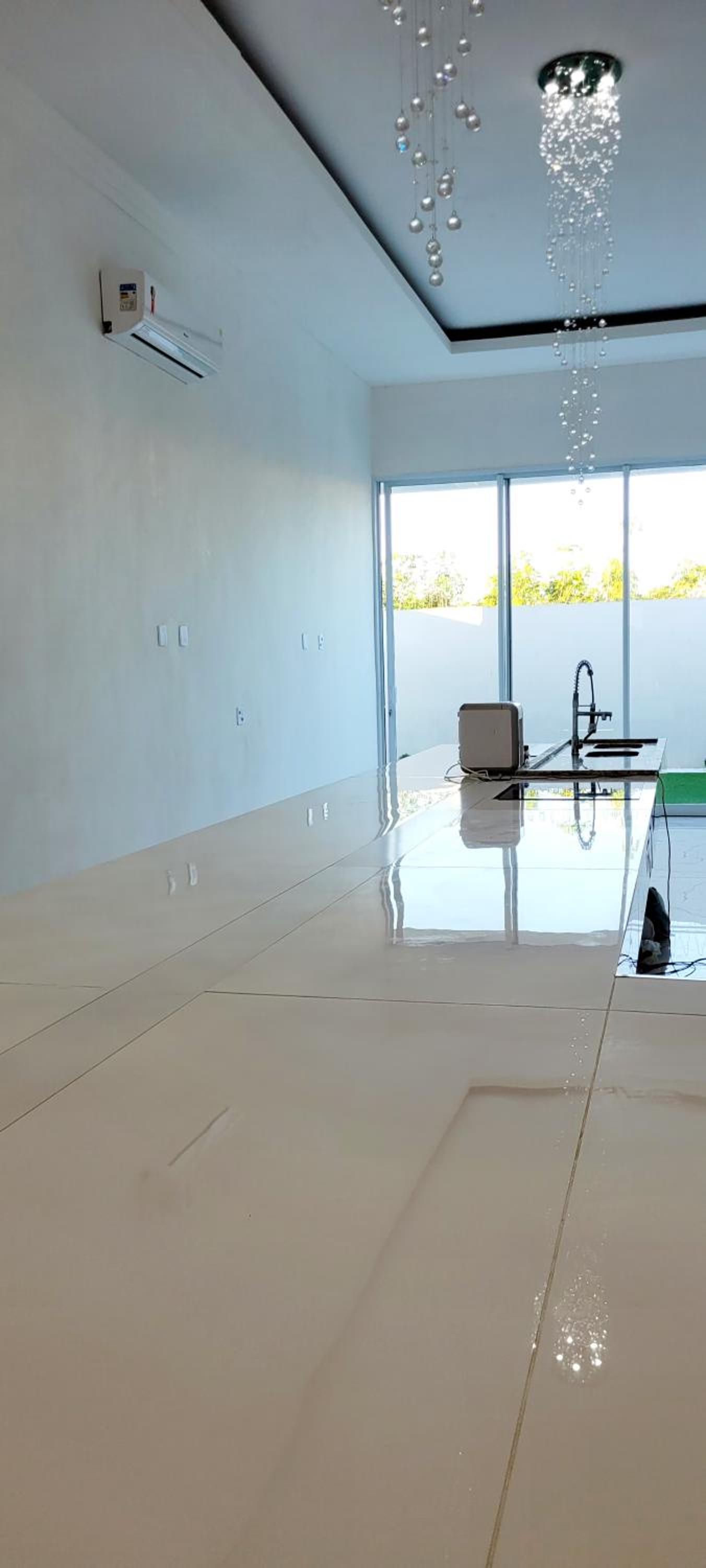 Carvalho House I