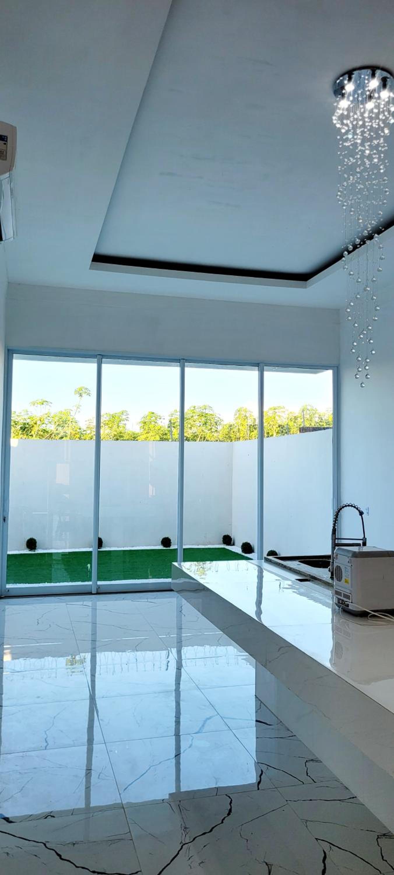 Carvalho House I