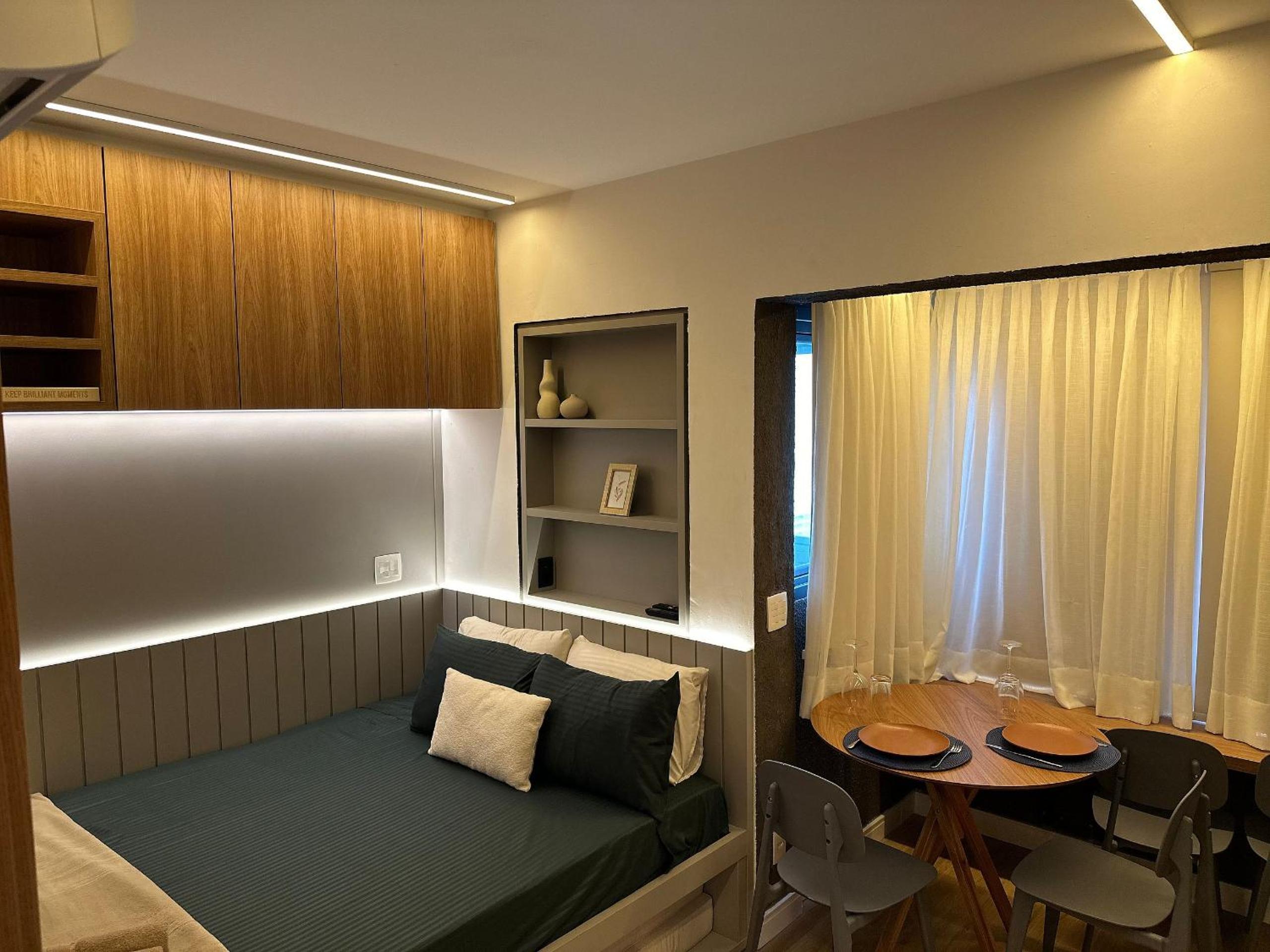 Studio Luxo Pamplona Cd 1006