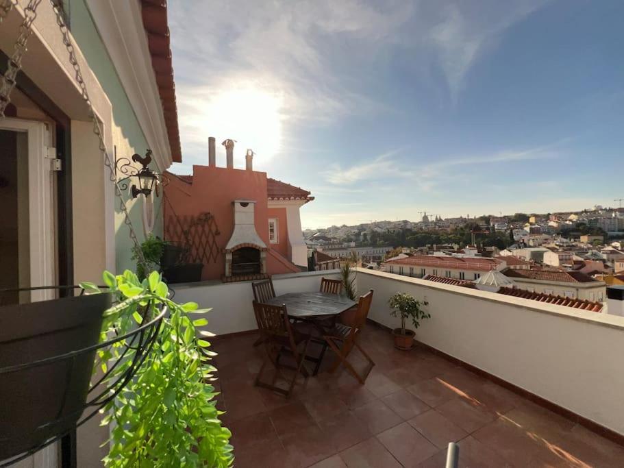Lisbon Príncipe Real Magnificent Duplex City View view 3