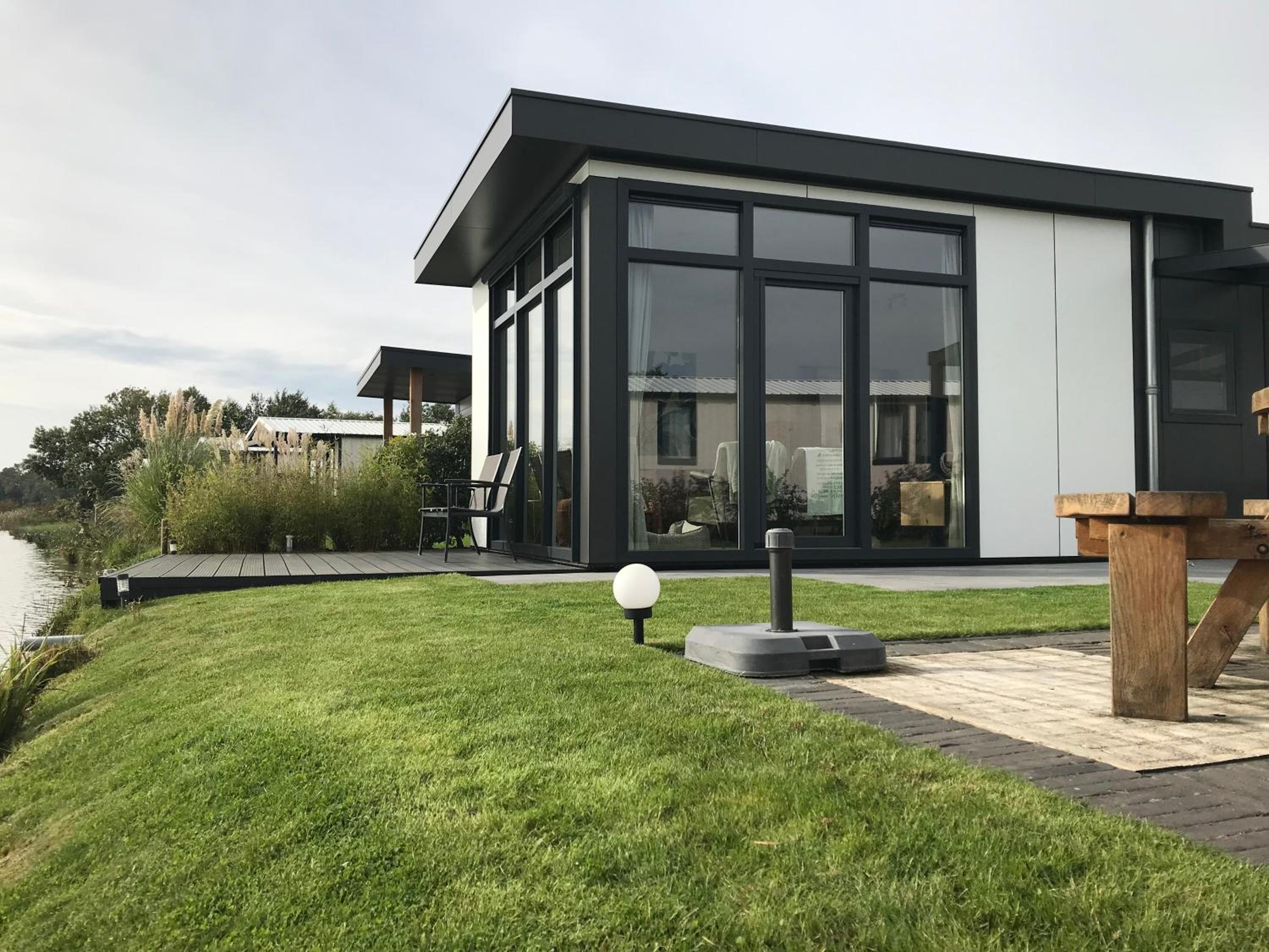 Chalet Pelikaan op Capfun vakantiepark in Paasloo view 4