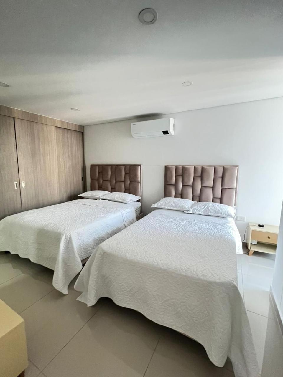 Apartamento Moderno Con Excelente Vista, Piscina, excepto los lunes por mantenimiento y Parqueadero privado, ubicado en Neiva