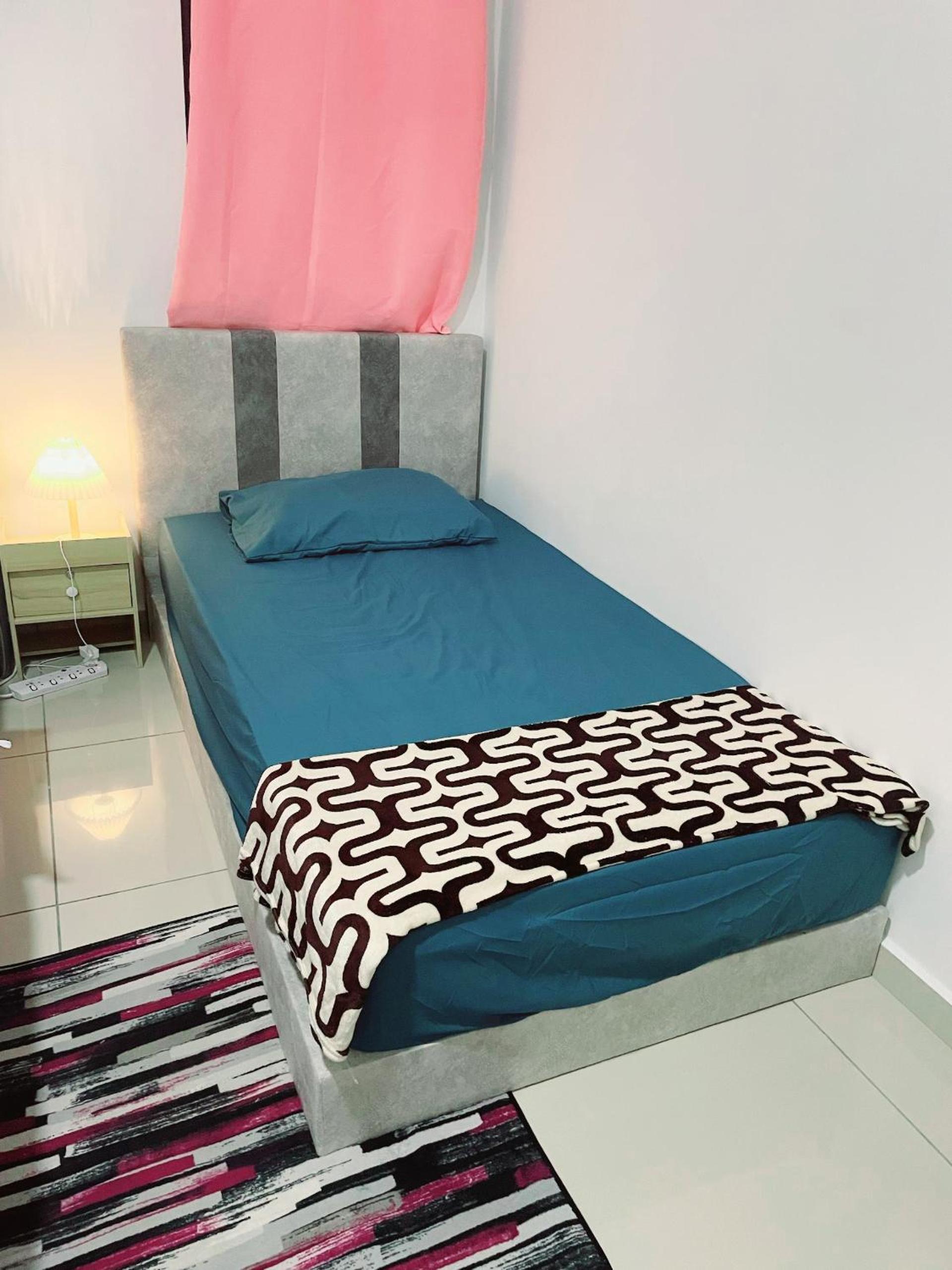 Haider's Homestay D'Summit Residence Kempas JB