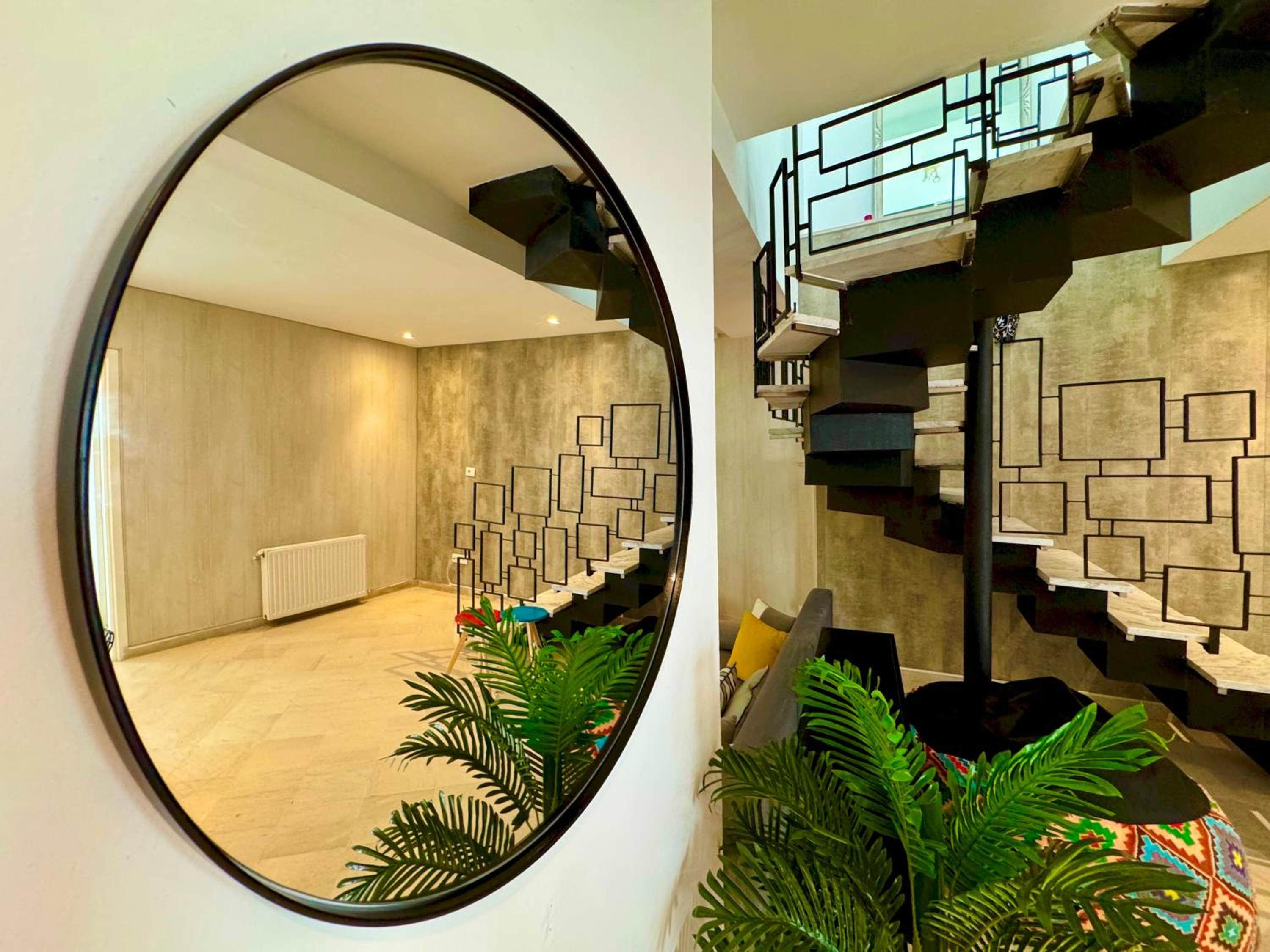 New 3 bdrs apt in La Marsa: close to the sea
