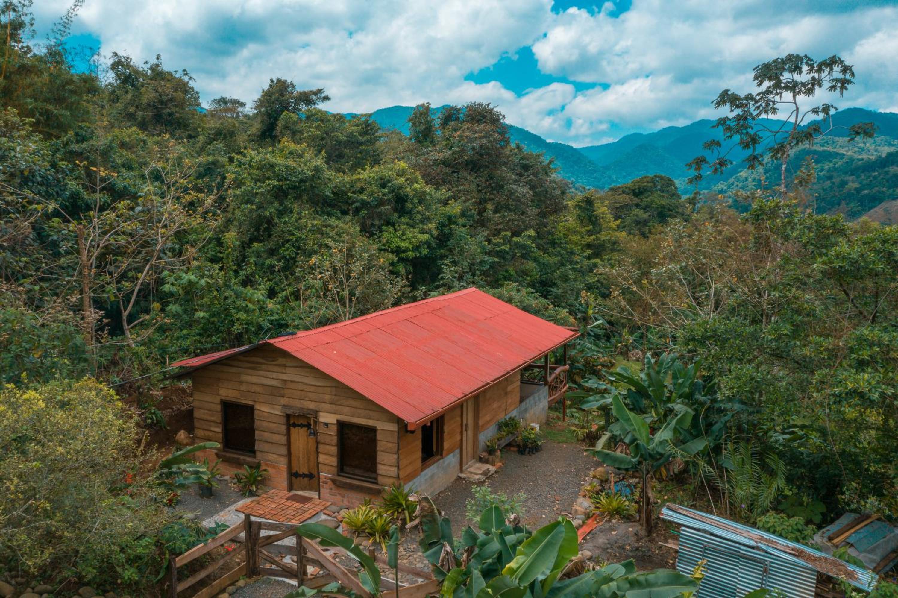 La Tigra Rainforest Lodge