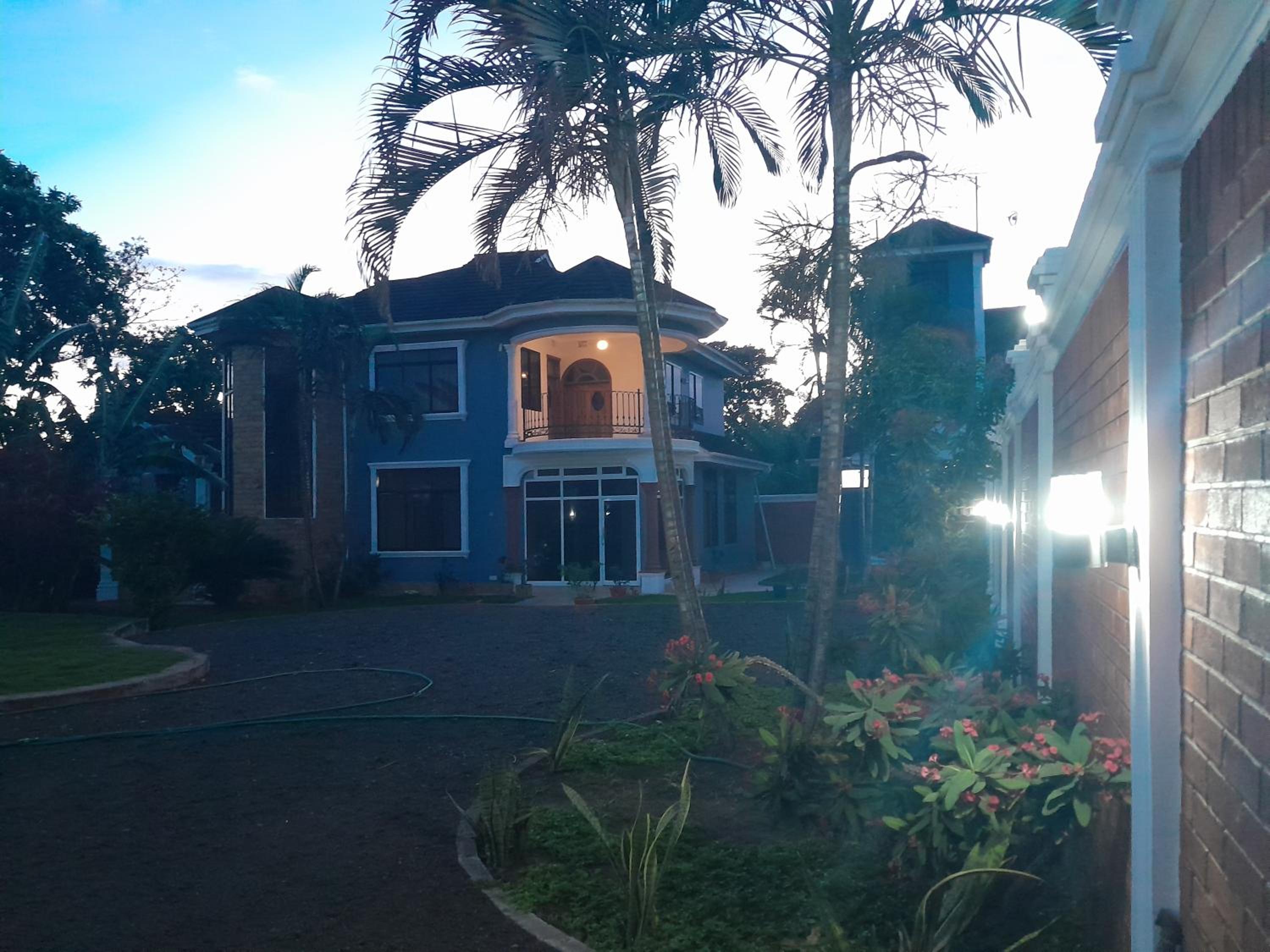 Momela home view 4