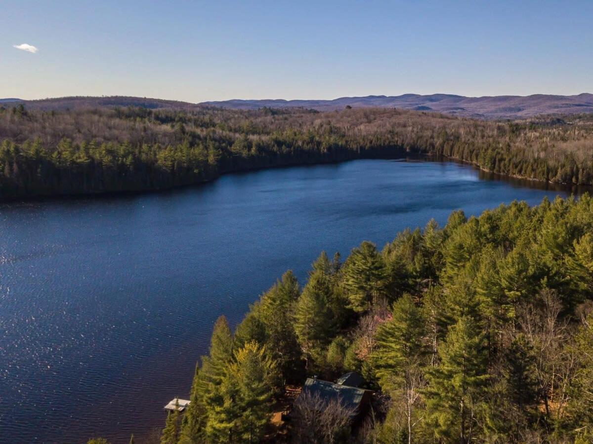 Horizon sur le lac - Front Lake