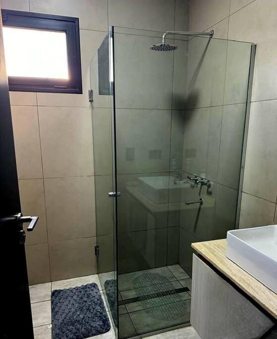Nueva y Comoda casa para vacacionar