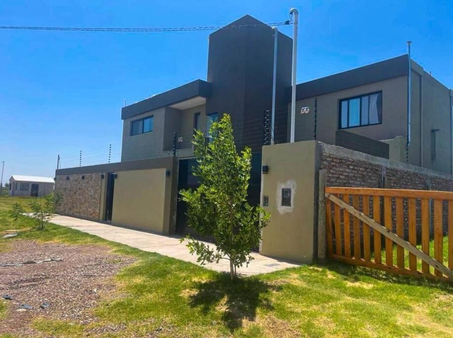 Nueva y Comoda casa para vacacionar