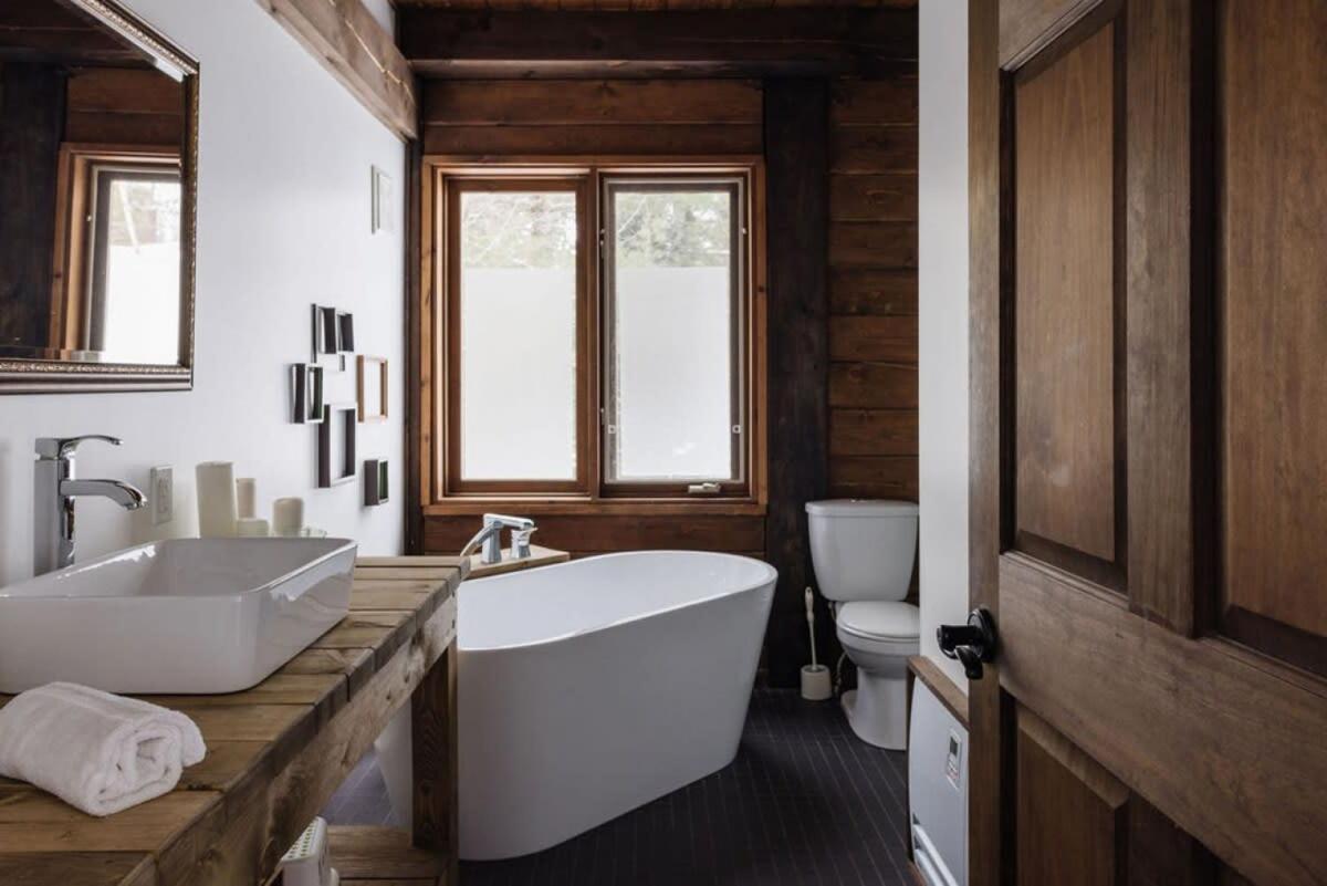 Le Repos - Warmth of wood and modern decoration