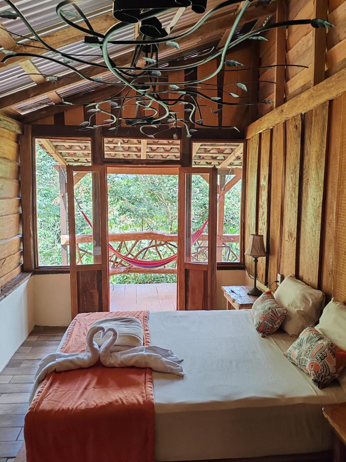 La Tigra Rainforest Lodge