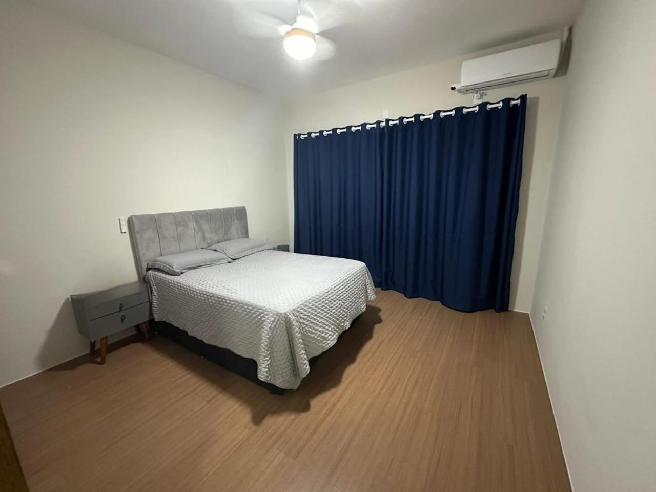 Casa Alto Padrão com piscina - Canasvieiras