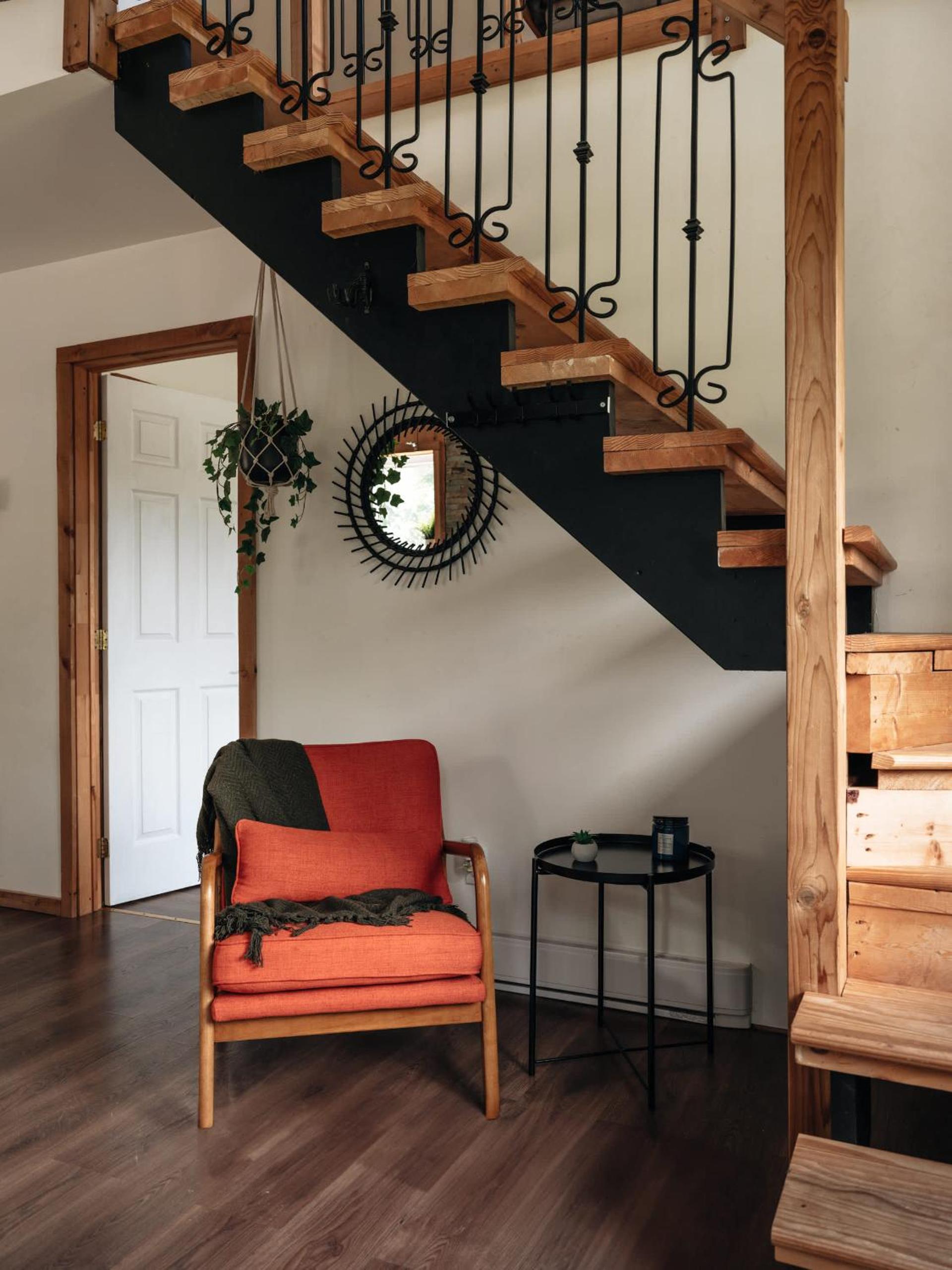 Le Lac Apaisant - Rustic Haven by the Water