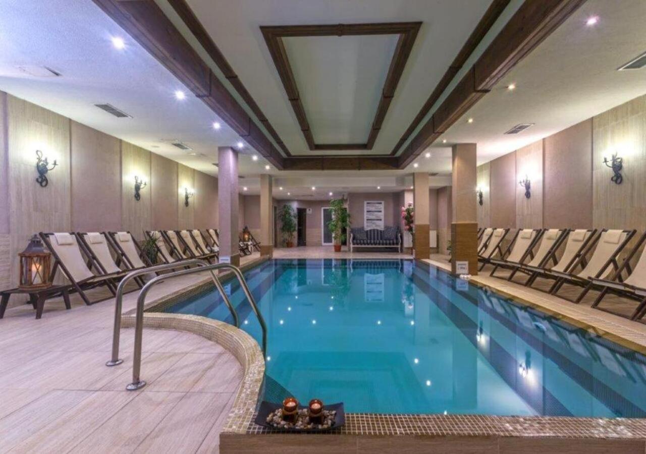 1BR Apartment with Mountain View near the Gondola