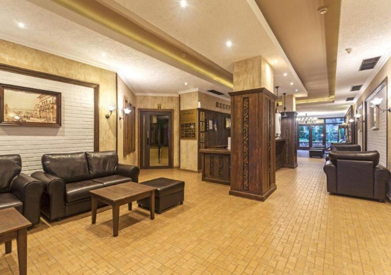 1BR Apartment with Mountain View near the Gondola
