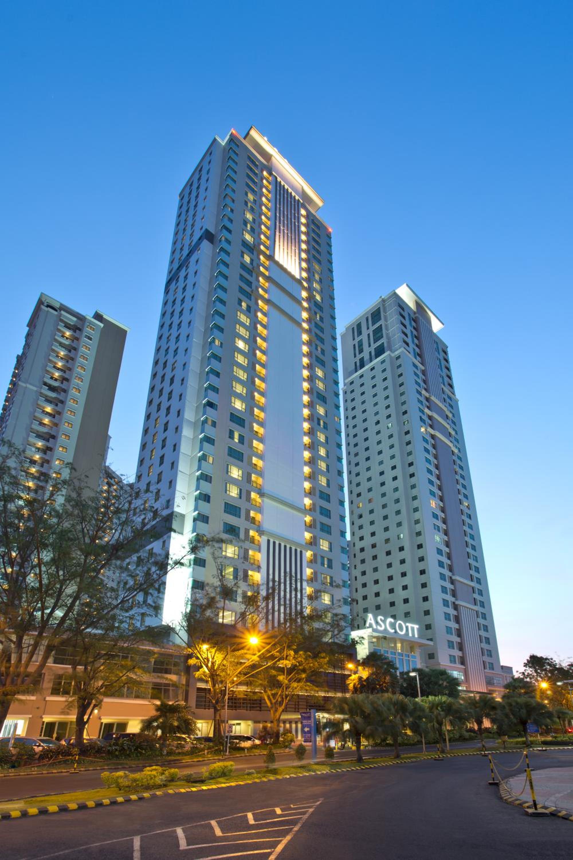 Hotel Ascott Waterplace Surabaya - Image 1