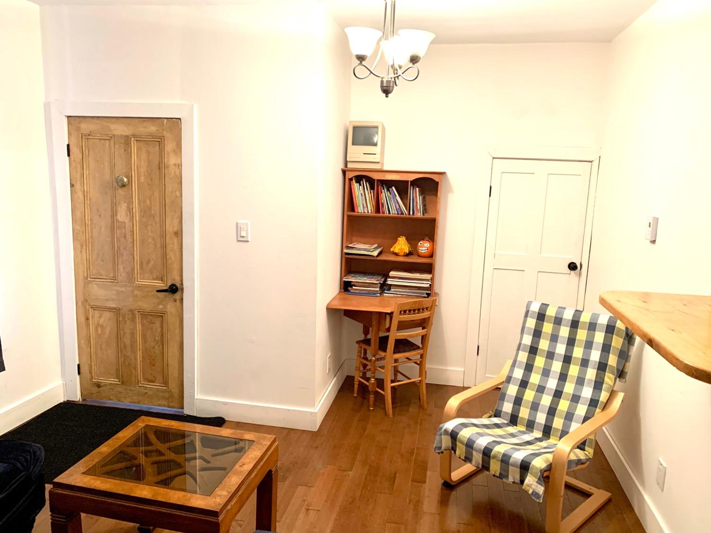 Select Room in 2-Bedroom Apartment, Quebec City